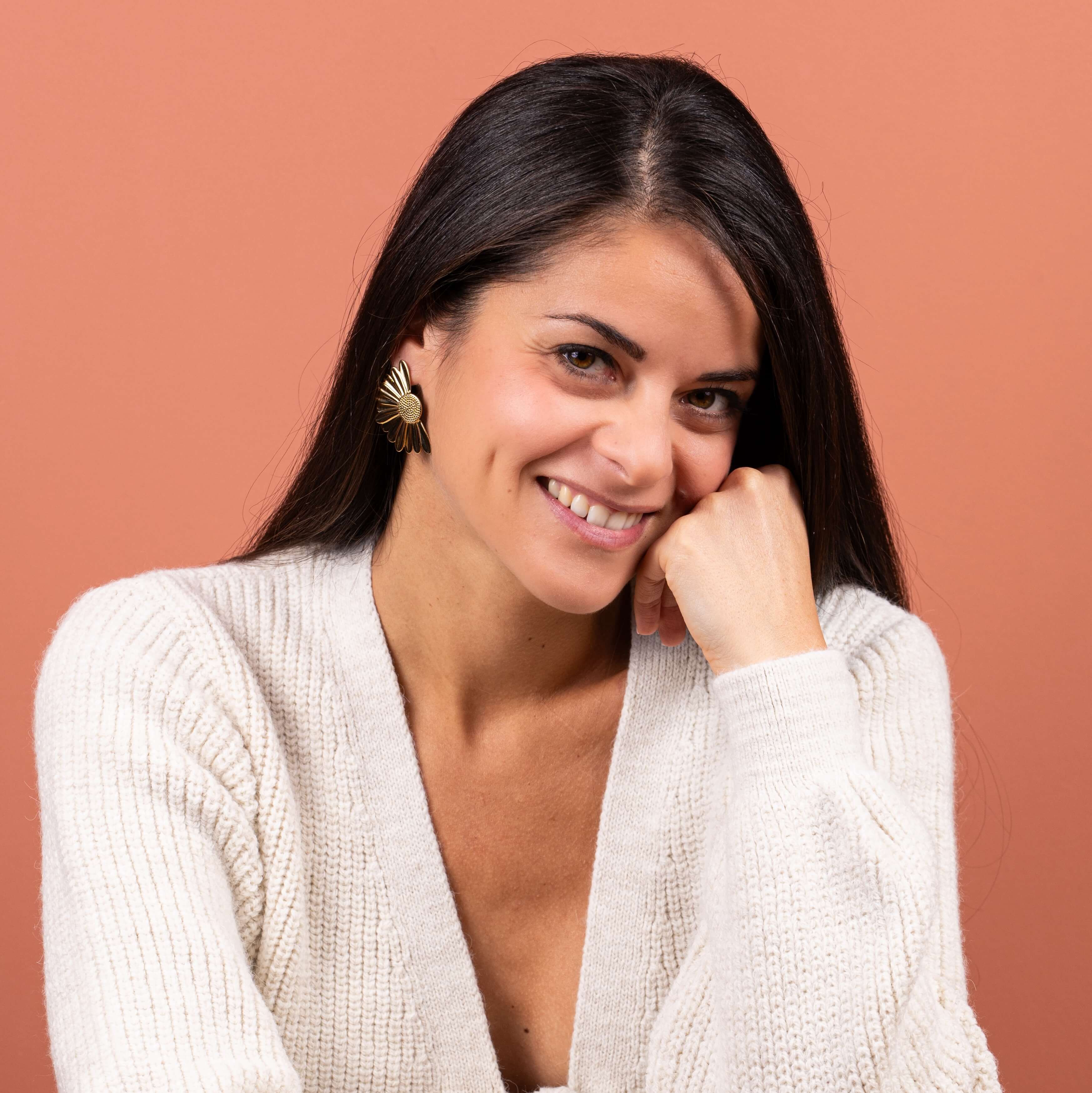 Boucles d'oreilles demie-fleur Irina