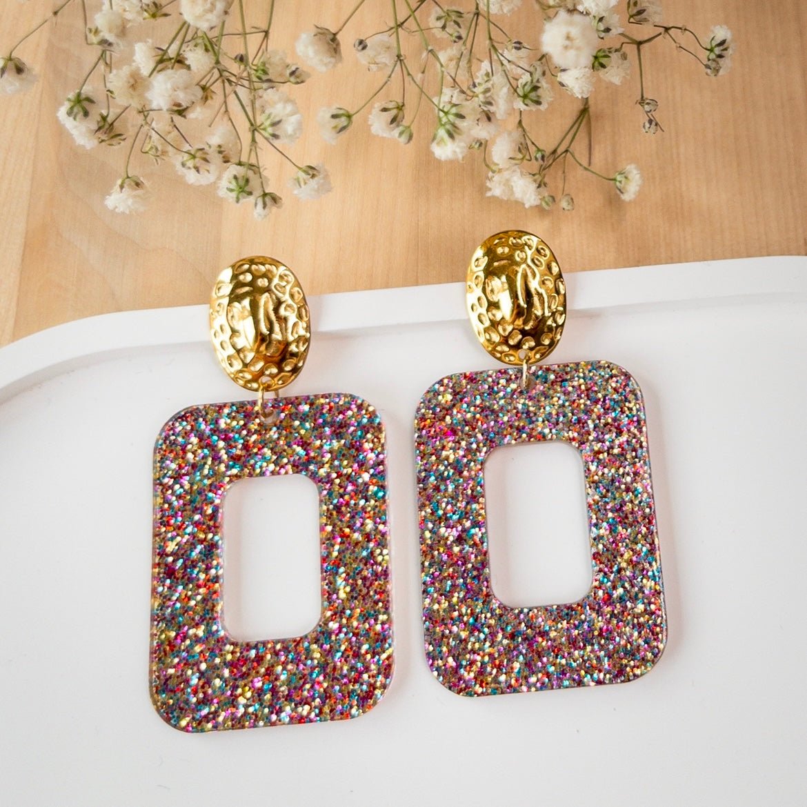 Boucles d'oreilles cassette k7 audio style années 80 - Montres & Bijoux Boucles d'oreilles cassette k7 audio style années 80 - Montres & Bijoux