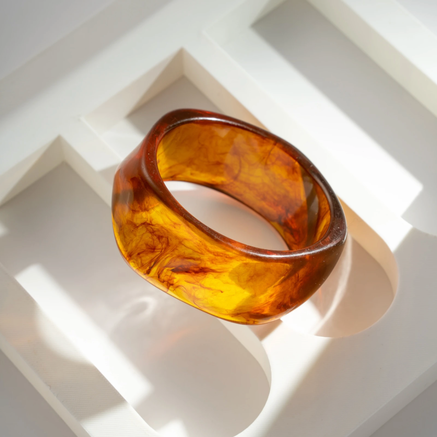 Bracelet jonc en résine Philémon - Ambre