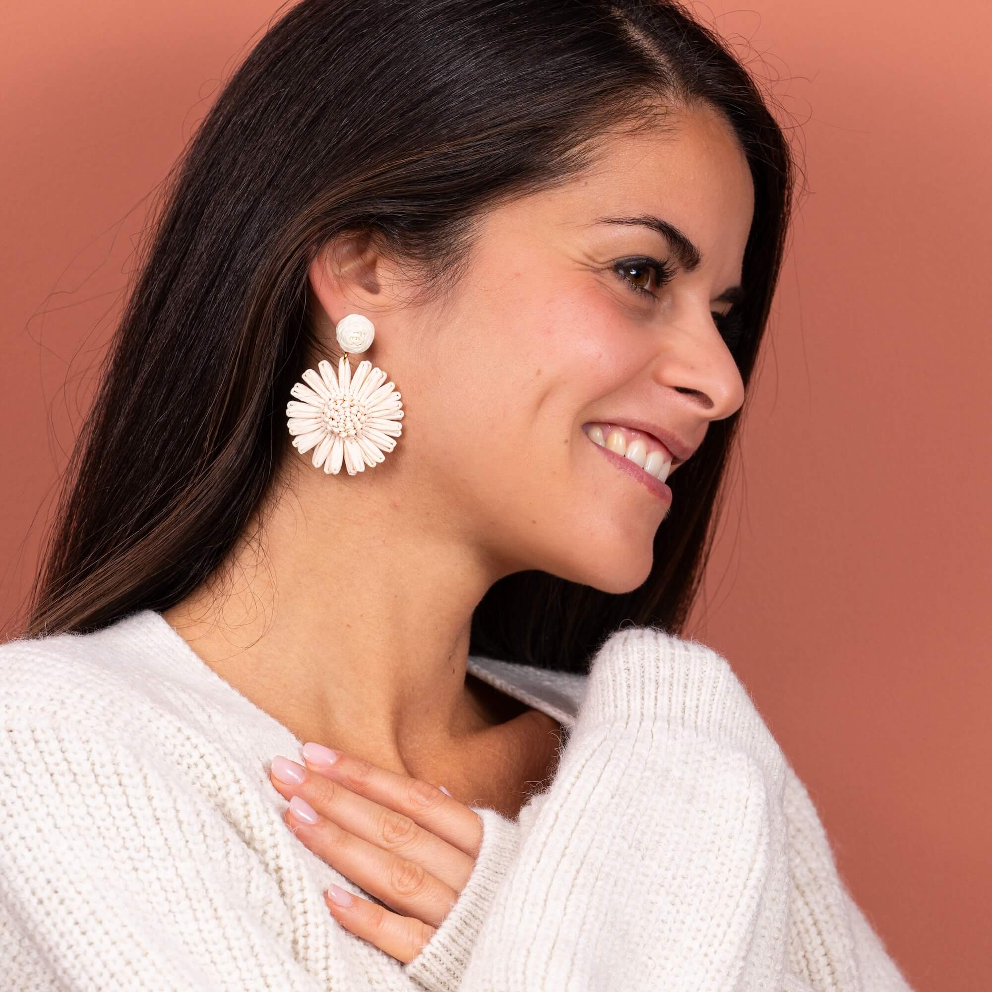 Boucles d'oreilles fleur raphia Isabeau