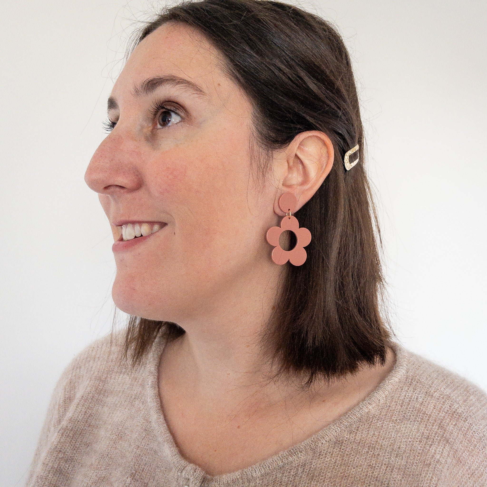 Boucles d'oreilles Marguerite Rose foncé - Numette