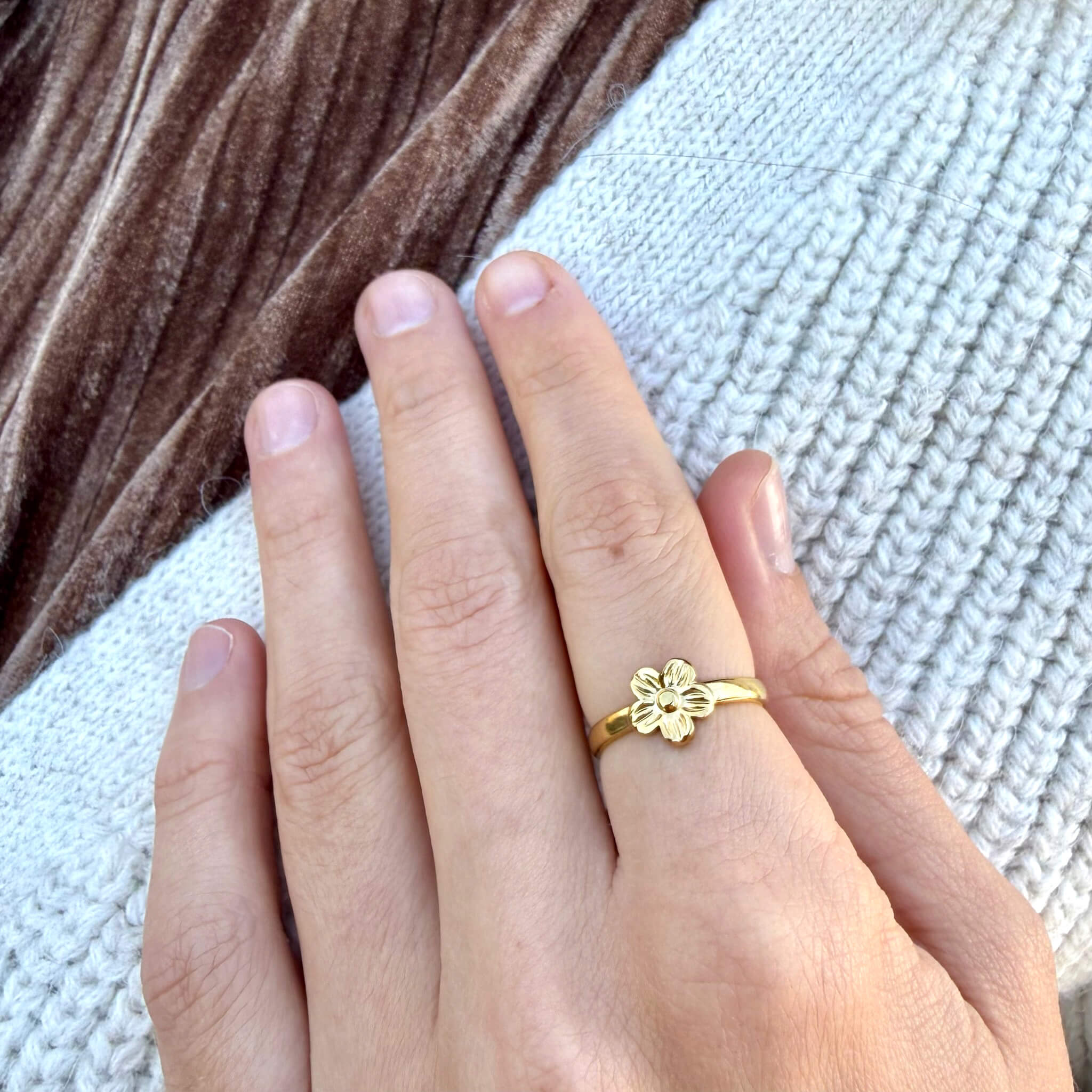 Bague petite fleur Mia