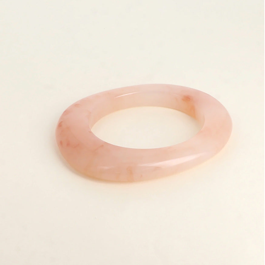 Jonc plat ovale en résine Poudre - Rose