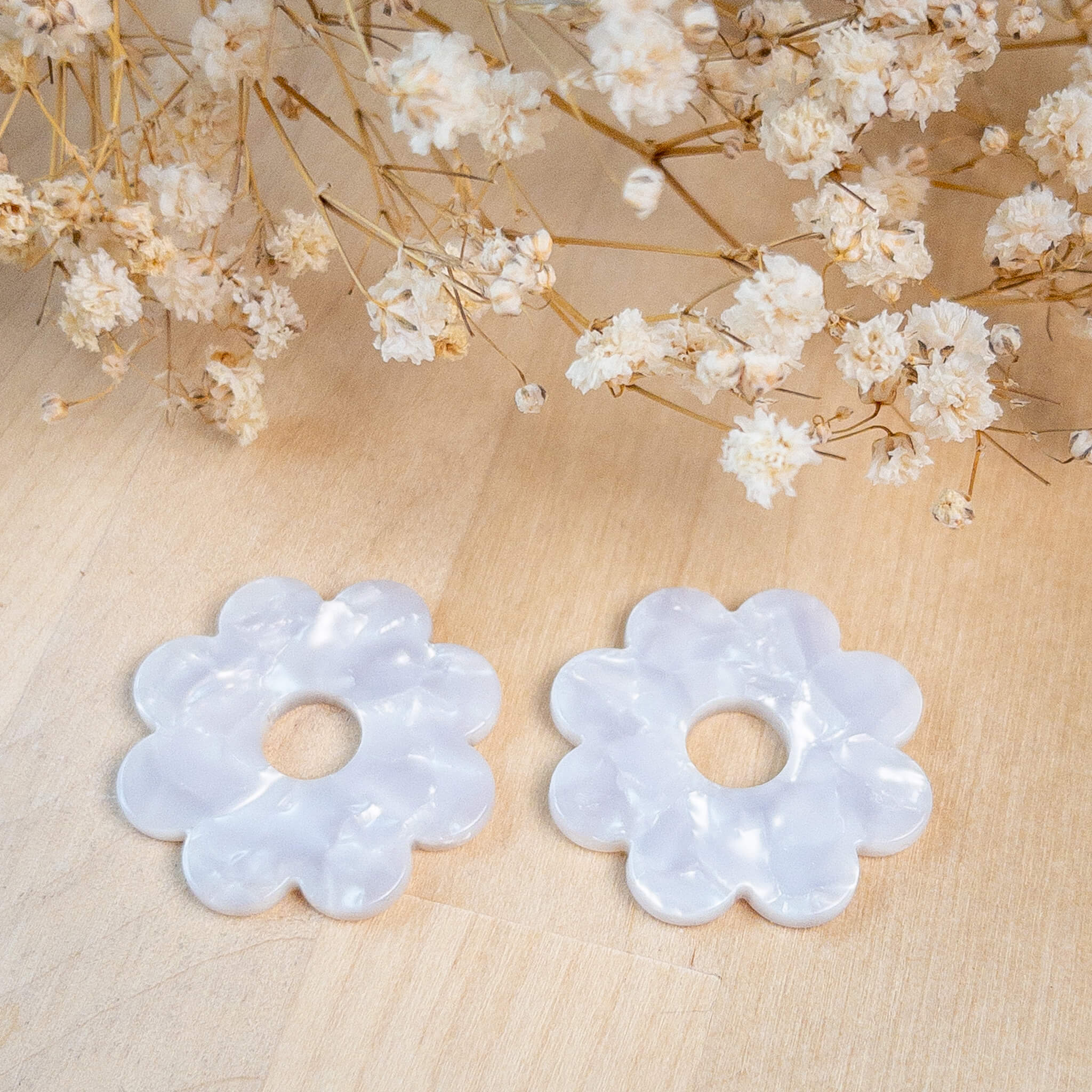 Breloques fleurs Odette - 30 mm - Perle